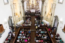 Arcebispo de Mariana celebra missa pelas vítimas da tragédia - Foto de Samuel Consentino