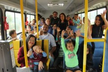 Antônio Pereira recebe novo ônibus escolar