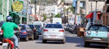 Novo trecho da Avenida Queiroz Júnior terá estacionamento rotativo a partir do dia 1º de setembro - Foto de Marina Leão
