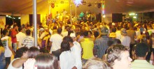 Tenda garantiu uma comemoração segura e animou um grande público a comemorar 2011 na Praça da Estação