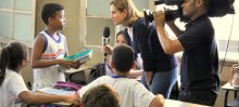 Jornalista Isabela Scalabrini conversou com os alunos para verificar como o problema estava atingindo os alunos - Foto de Agnaldo Montesso
