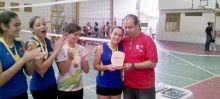 Atleta Krisley de Cássia Machado Faria recebeu o troféu, representando a equipe de Itabirito - Foto de Divulgação
