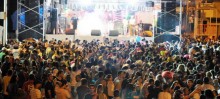 Mais de 50 bandas percorrem os seis palcos instalados no Circuito Oficial do Carnaval - Foto de Foto Jordana Mapa