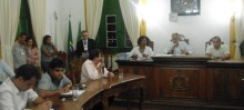 Câmara aprova o parecer da Comissão Processante e dá posse a Roberto Rodrigues. - Foto de Eduardo Maia