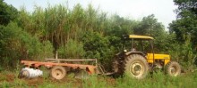 Máquina agrícola da Secretaria de Agropecuária