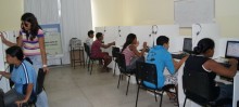 Laboratório de Informática da E. M. Dr. Alves de Brito, onde são ministradas as aulas do Projeto “Escola Digital”. Crédito: Ascom/CMOP