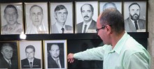 Geraldo se emocionou ao ter a foto afixada entre ex-presidentes