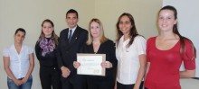Dóris recebeu um certificado pela participação na comemoração do Fórum - Foto de SAAE