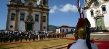 Governador Alberto Pinto Coelho preside cerimônia do Dia de Minas em Mariana - Foto de Gil Leonard
