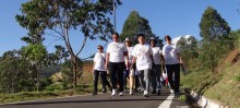 Grupo Recriavida realiza caminhada na Alameda dos Inconfidentes - Foto de Thamira Bastos