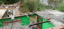Tempestade de granizo destrói telhados em Rodrigo Silva e deixa desabrigados