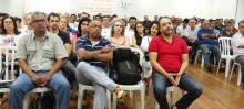 Samarco se reúne com empresários e prevê volta das operações em outubro
