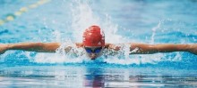 Atleta itabiritense participa de campeonato mineiro de natação e volta para casa com cinco medalhas de ouro