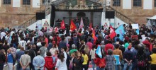 Greve geral mobiliza centenas de pessoas em Ouro Preto e Mariana