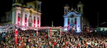 Em noite de praça lotada, Orquestra Ouro Preto encanta público em Mariana - Foto de Íris Zanetti