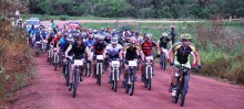 Penúltima etapa do Golden Biker este ano levou atletas até distrito de Ouro Preto e trechos da Estrada Real