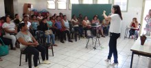 Merendeiras de Mariana recebem palestra de capacitação - Foto de Sandro Andrade