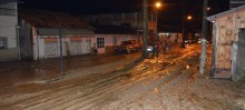 Temporal assusta moradores e causa estragos em Santa Rita de Ouro Preto - Foto de Israel Marinho