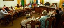 Câmara de Mariana repudia violência contra professores no Paraná