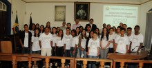 Integrantes do Parlamento Jovem de Ouro Preto – edição 2012 durante o lançamento do Projeto
