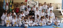 Taekwondo reúne famílias cachoeirenses